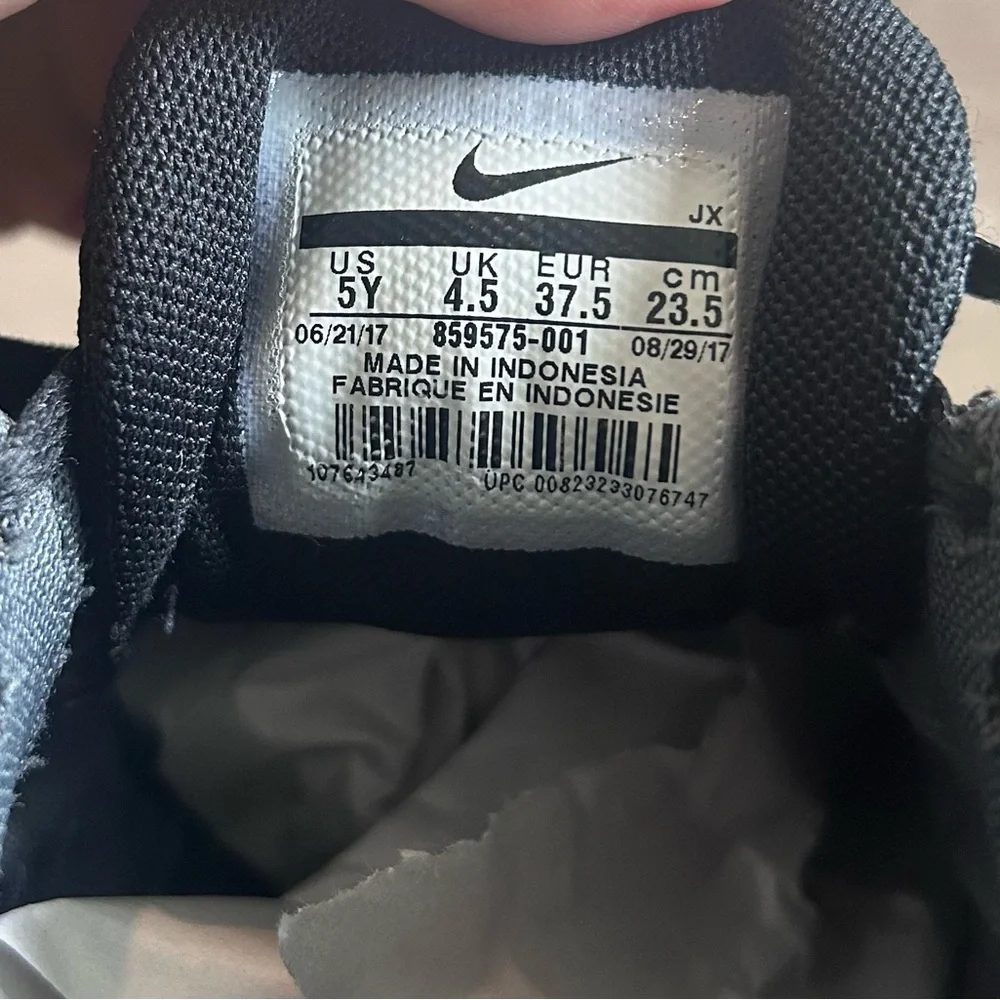 Youth Nike Air Max Dynasty 2 5Y